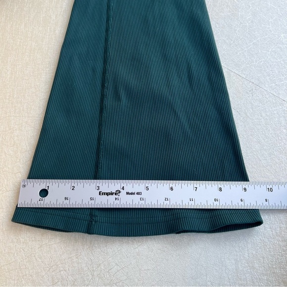 OFFLINE By Aerie Flared Leggings Women Size S/P - Picture 8 of 10